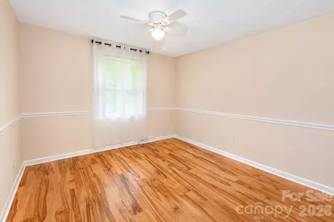 Bedroom - 3237 Annex St, Conover, NC 28613 photo 5 of 8