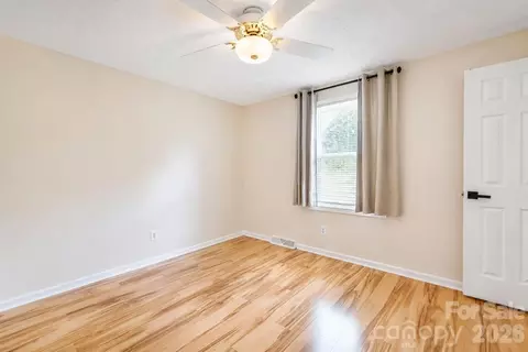 Bedroom - 3237 Annex St, Conover, NC 28613 photo 2 of 8