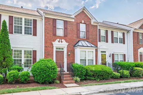 11018 Garden Oaks Ln, Charlotte, NC 28273