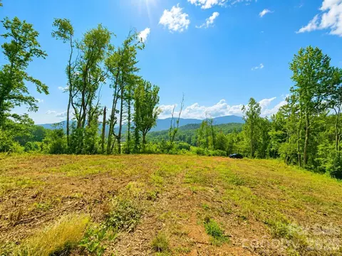 275 Sorrells Cove C-1 C-2 Rd #C-1, C-2, Waynesville, NC 28786