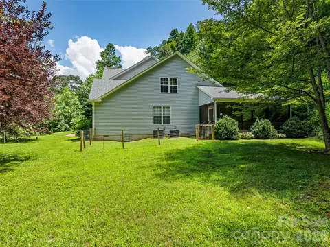 Exterior - 57 Woodfin Rd, Sylva, NC 28779 photo 5 of 7