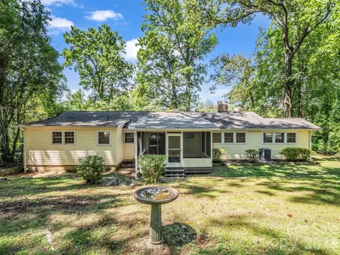 Exterior - 117 Whitney Ave, Tryon, NC 28782 photo 5 of 10
