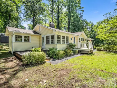 Exterior - 117 Whitney Ave, Tryon, NC 28782 photo 4 of 10