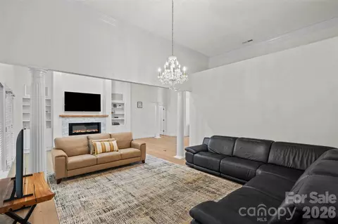 Living - 3003 Rochester Ct, Monroe, NC 28110 photo 6 of 8