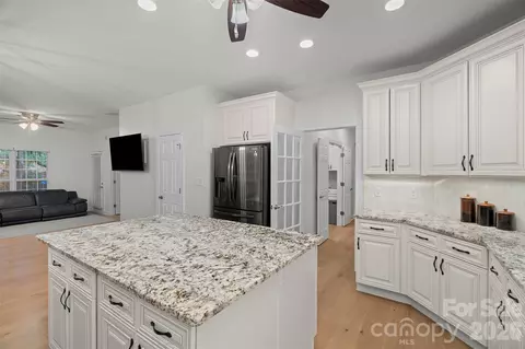 Kitchen - 3003 Rochester Ct, Monroe, NC 28110 photo 4 of 5