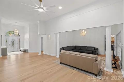 Living - 3003 Rochester Ct, Monroe, NC 28110 photo 4 of 8