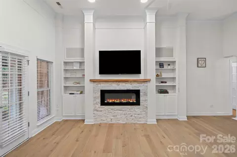 Living - 3003 Rochester Ct, Monroe, NC 28110 photo 2 of 8