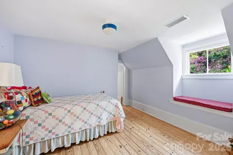 Bedroom - 519 South St, Davidson, NC 28036 photo 4 of 7