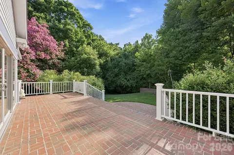 Exterior - 519 South St, Davidson, NC 28036 photo 5 of 7
