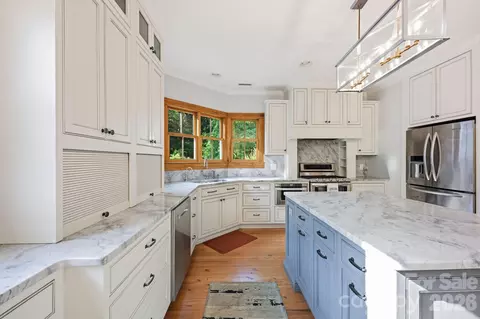 Kitchen - 519 South St, Davidson, NC 28036 photo 2 of 5