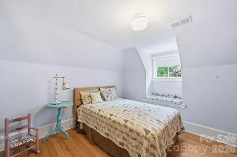 Bedroom - 519 South St, Davidson, NC 28036 photo 3 of 7
