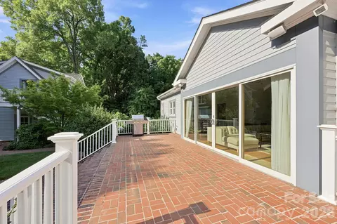 Exterior - 519 South St, Davidson, NC 28036 photo 6 of 7
