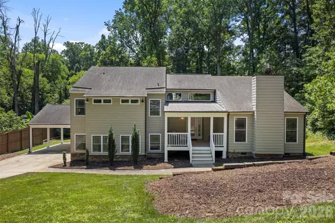 6219 Fair Valley Dr, Charlotte, NC 28226