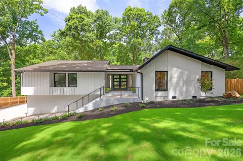 2600 Vardall Ct, Charlotte, NC 28226