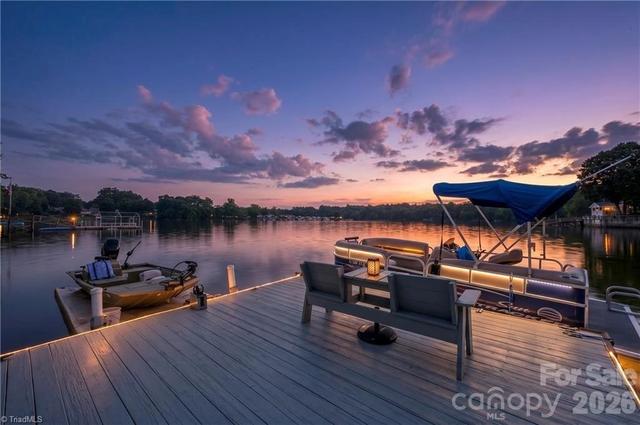 2113 Warf Rd, Lexington, NC 27292
