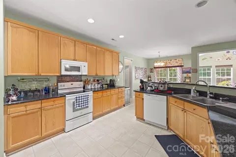 Kitchen - 659 E Cheval Dr, Fort Mill, SC 29708 photo 1 of 4
