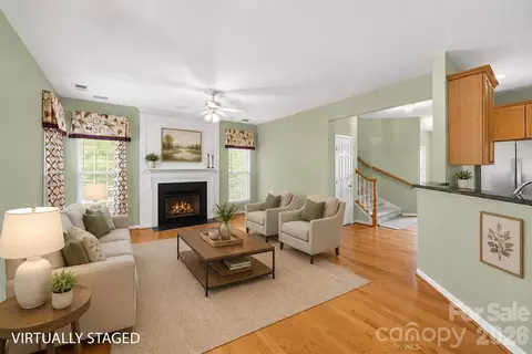 Living - 659 E Cheval Dr, Fort Mill, SC 29708 photo 3 of 4