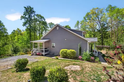Exterior - 38 Pine Hill Rd, Fairview, NC 28730 photo 4 of 6
