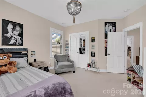 Bedroom - 4090 Library Nw Ln NW, Conover, NC 28613 photo 4 of 5