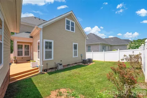 Exterior - 4090 Library Nw Ln NW, Conover, NC 28613 photo 6 of 11