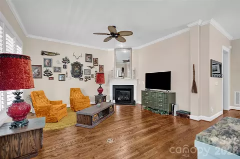 Living - 4090 Library Nw Ln NW, Conover, NC 28613 photo 1 of 1