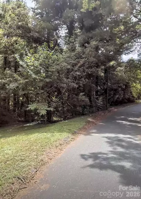 1909 White St, Gastonia, NC 28052