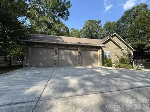 100 Hannah Dr, Mill Spring, NC 28756 photo 6