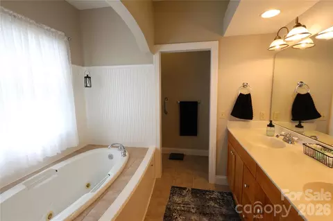 100 Hannah Dr, Mill Spring, NC 28756 photo 16