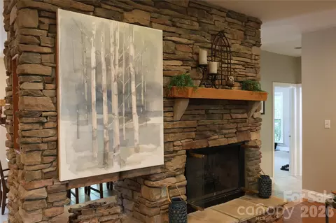 100 Hannah Dr, Mill Spring, NC 28756 photo 8