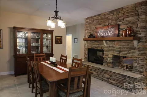 100 Hannah Dr, Mill Spring, NC 28756 photo 9
