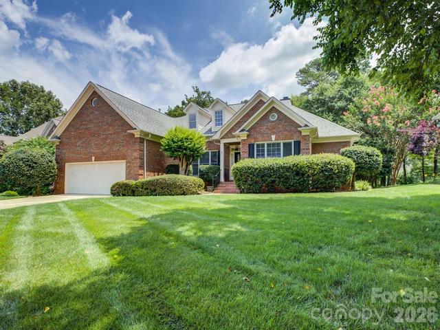 10119 Victoria Mill Ct, Charlotte, NC 28277