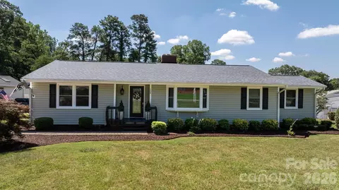 104 Highland St, Belmont, NC 28012