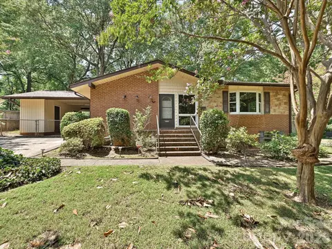 3000 Barfield Dr, Charlotte, NC 28217