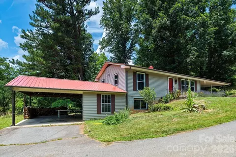 79 Laurel Cove Rd, Candler, NC 28715
