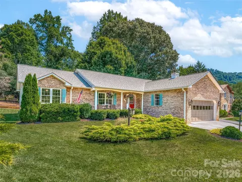 8 Park Ave, Asheville, NC 28803