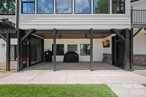 Exterior - 3662 Gordon St, Terrell, NC 28682 photo 3 of 7