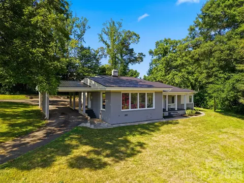 104 31st Ne Ave NE, Hickory, NC 28601