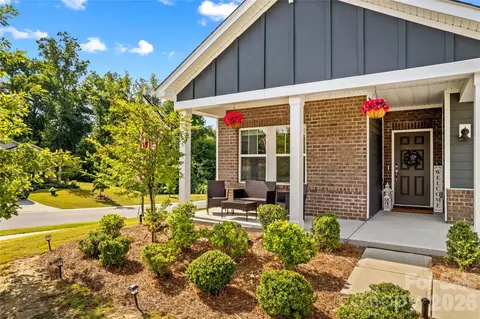 Exterior - 2157 Cherrybark Ct, Denver, NC 28037 photo 1 of 5