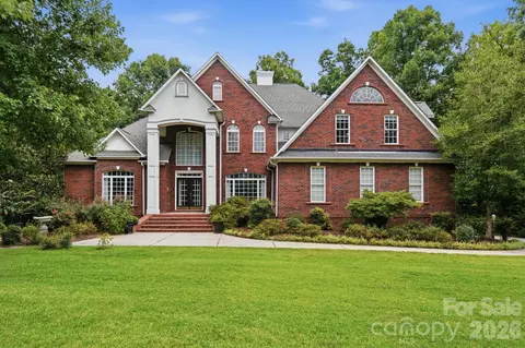 1220 Grun Augen Dr, Richburg, SC 29729