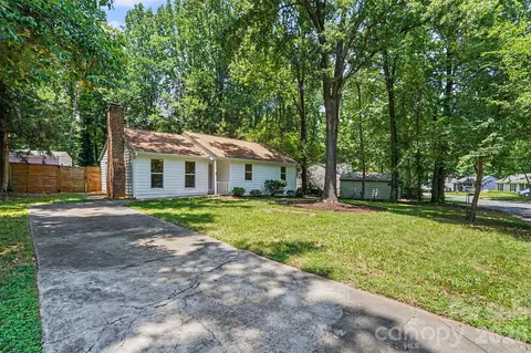 5301 Great Wagon Rd, Charlotte, NC 28215