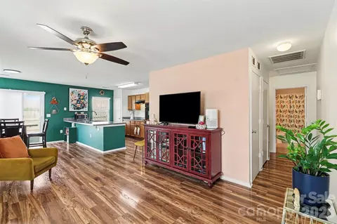 Entry Way - 4432 Kiddle Ln, Monroe, NC 28110 photo 2 of 2