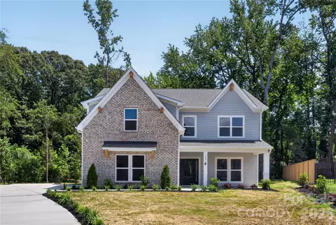 2316 Chateau Ct, Matthews, NC 28105