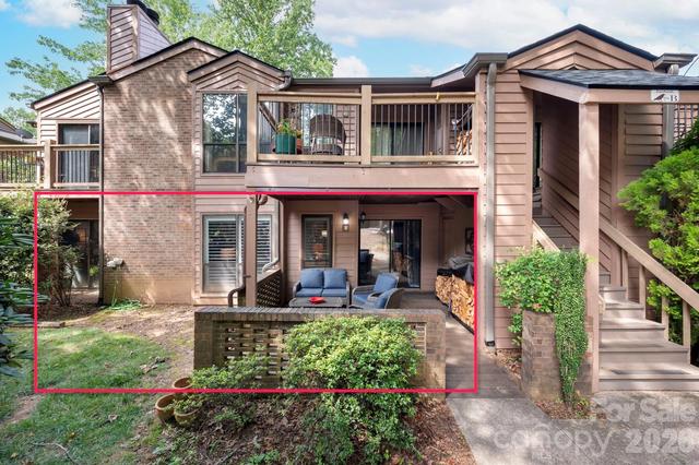 9 Ravencroft B-9 And Garage 2 Unit D Ln #B-9 AND GARAGE 2  D, Asheville, NC 28803