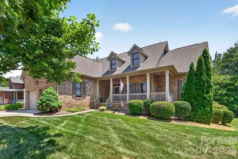 2916 Ed Reid St, Charlotte, NC 28216