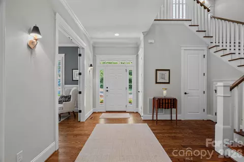 641 Hudson Pl, Davidson, NC 28036 photo 3