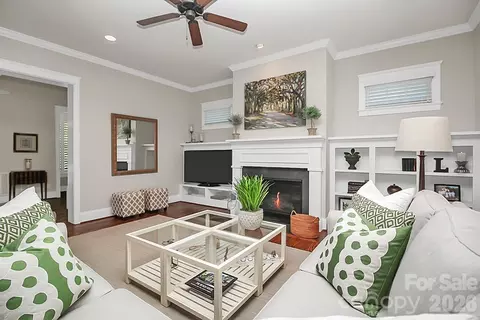 641 Hudson Pl, Davidson, NC 28036 photo 6