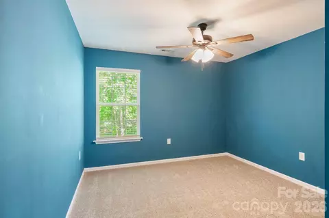 Bedroom - 1429 River Run Rd, Lowell, NC 28098 photo 5 of 6