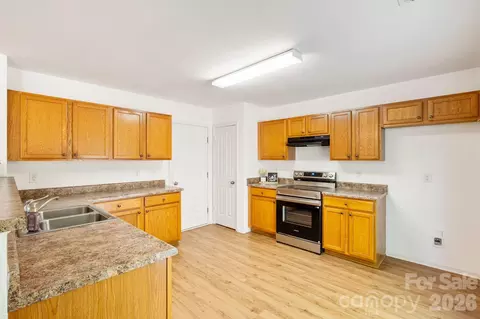 Kitchen - 1429 River Run Rd, Lowell, NC 28098 photo 3 of 4