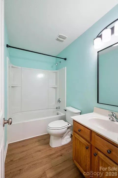 Bath - 1429 River Run Rd, Lowell, NC 28098 photo 4 of 5