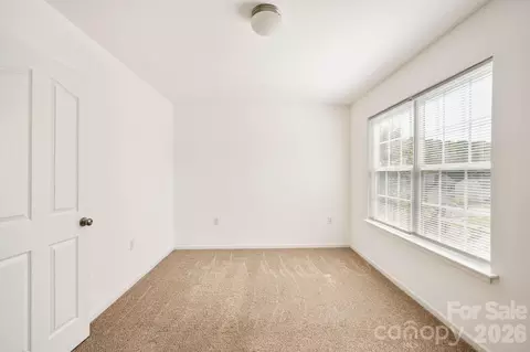 Bedroom - 1429 River Run Rd, Lowell, NC 28098 photo 3 of 6